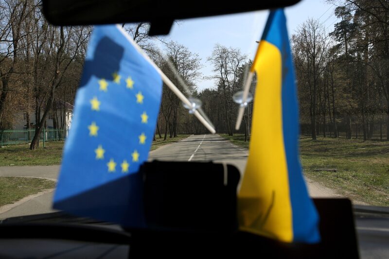 Até onde o Ocidente está de fato contribuindo para o fim da guerra na Ucrânia? Até onde o Ocidente está de fato contribuindo para o fim da guerra na Ucrânia?