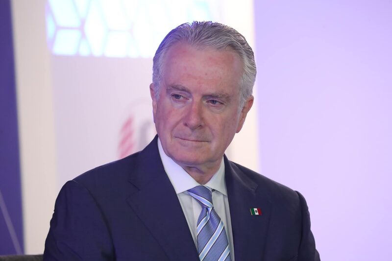 El político mexicano del PAN, Santiago Creel, durante durante un evento de la American Chamber México (Foto: Perfil de Facebook de Santiago Creel). El político mexicano del PAN, Santiago Creel, durante durante un evento de la American Chamber México (Foto: Perfil de Facebook de Santiago Creel).