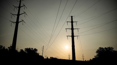 Calor extremo y tormentas en EE. UU. pondrán a prueba red eléctrica durante el fin de semana Calor extremo y tormentas en EE. UU. pondrán a prueba red eléctrica durante el fin de semana