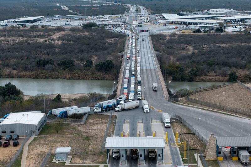 ¿Más ingresos para EE.UU. a costa de una guerra comercial? Los riesgos del plan de Trump. ¿Más ingresos para EE.UU. a costa de una guerra comercial? Los riesgos del plan de Trump.