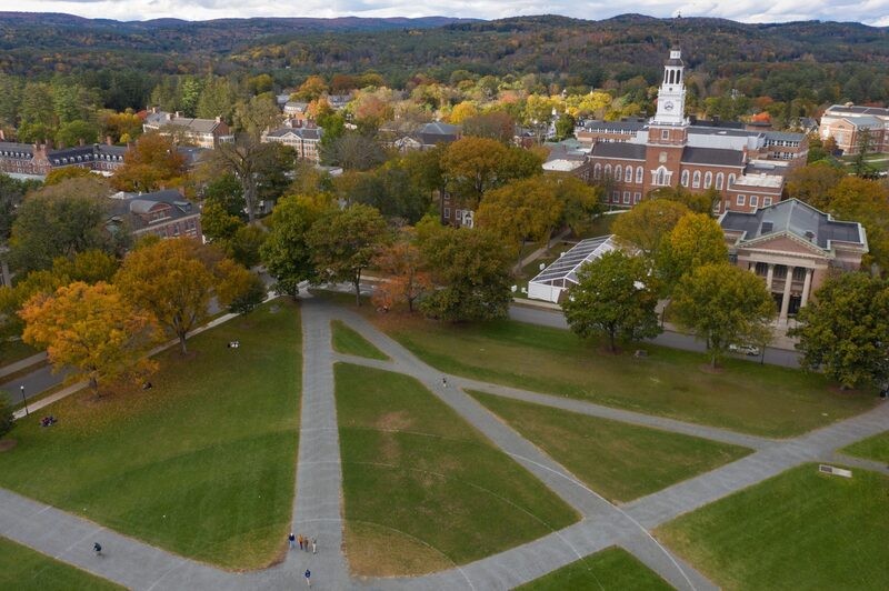 Talvez permitir que elas também levem em consideração a situação financeira dos alunos mais abastados na hora de escolher ingressantes não seja tão ruim Talvez permitir que elas também levem em consideração a situação financeira dos alunos mais abastados na hora de escolher ingressantes não seja tão ruim