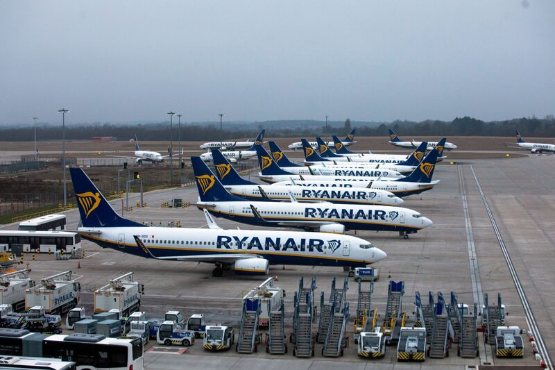 Ryanair aposta em aumento de demanda com verão na Europa Ryanair aposta em aumento de demanda com verão na Europa