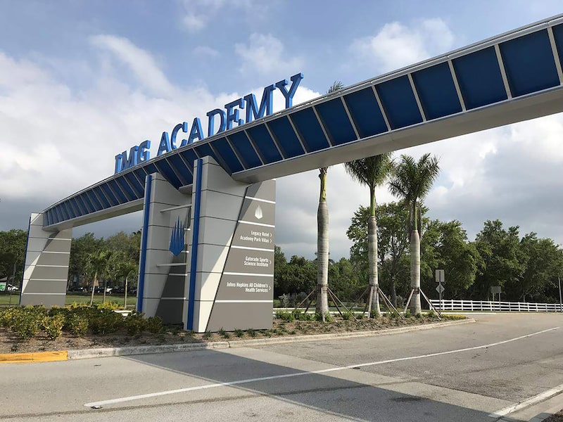 La IMG Academy de Bradenton llegó a un acuerdo para resolver una reclamación por responsabilidad civil de US$1,7 millones presentada por el Tesoro de EE.UU., en la que se alegaba que IMG había prestado servicios a hijos de miembros de cárteles de la droga mexicanos. La IMG Academy de Bradenton llegó a un acuerdo para resolver una reclamación por responsabilidad civil de US$1,7 millones presentada por el Tesoro de EE.UU., en la que se alegaba que IMG había prestado servicios a hijos de miembros de cárteles de la droga mexicanos.