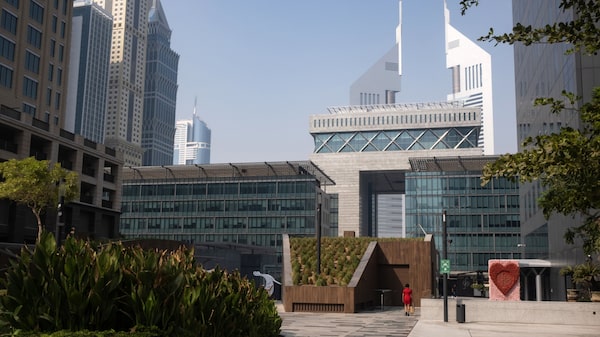 Dubái construirá tres torres de oficinas, sorteando la crisis inmobiliaria a nivel mundial Dubái construirá tres torres de oficinas, sorteando la crisis inmobiliaria a nivel mundial