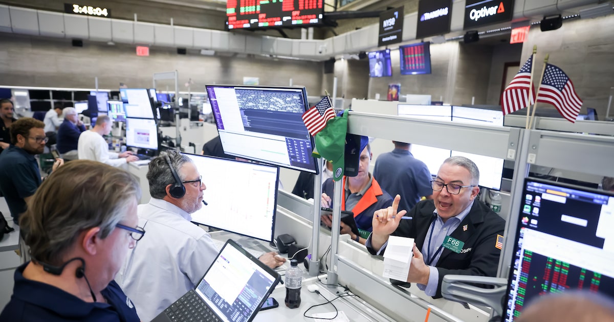 Bolsa de Nueva York sube por caída del petróleo y señales diplomáticas