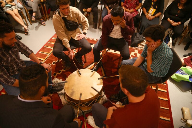 Una actuación de círculo de tambores de Uptown Boyz durante el festival human/progress en Eaton DC el 28 de septiembre de 2018 en Washington, DC. Una actuación de círculo de tambores de Uptown Boyz durante el festival human/progress en Eaton DC el 28 de septiembre de 2018 en Washington, DC.
