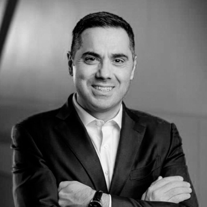 Cristiano Teixeira Cristiano Teixeira