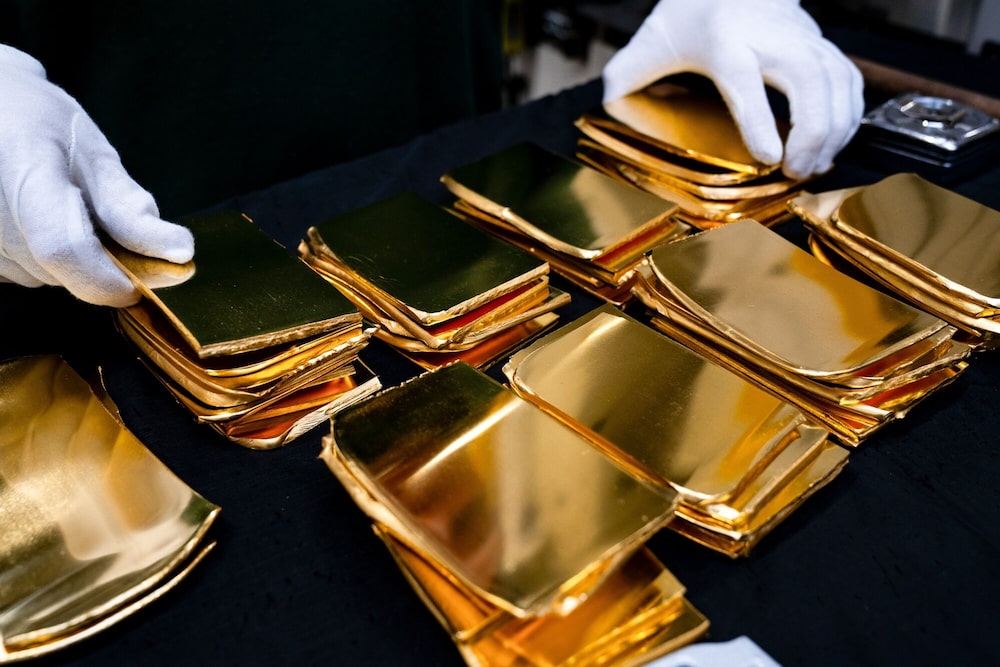 Láminas de oro expuestas para una fotografía. Láminas de oro expuestas para una fotografía.