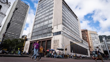 UBS cree que tasas en Colombia subirán esta semana y ve un alza de 11% en el salario mínimo UBS cree que tasas en Colombia subirán esta semana y ve un alza de 11% en el salario mínimo