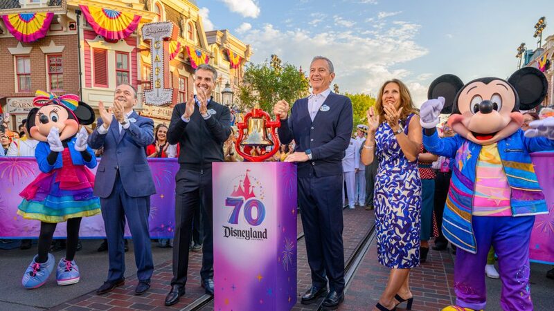 Sucessão na Disney: chefe de parques desponta como substituto de Bob Iger Sucessão na Disney: chefe de parques desponta como substituto de Bob Iger