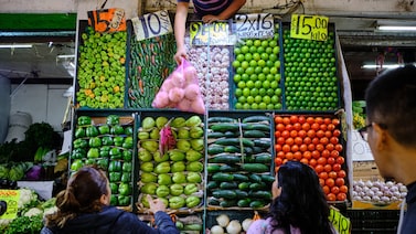 Preços dos alimentos no mundo atingem maior nível em três anos com temores sobre oferta Preços dos alimentos no mundo atingem maior nível em três anos com temores sobre oferta