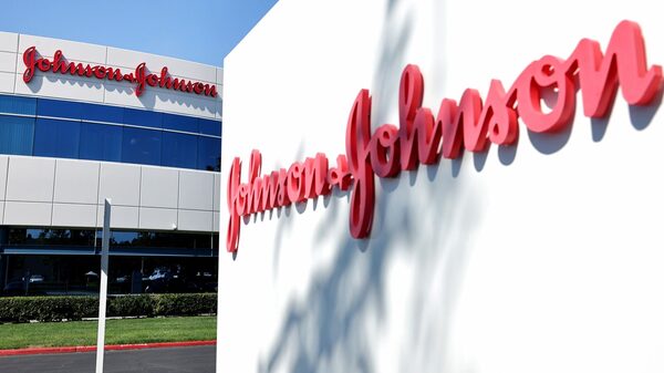 J&J eleva proyecciones de ingresos a US$93.700 millones tras nueva reestructuración J&J eleva proyecciones de ingresos a US$93.700 millones tras nueva reestructuración