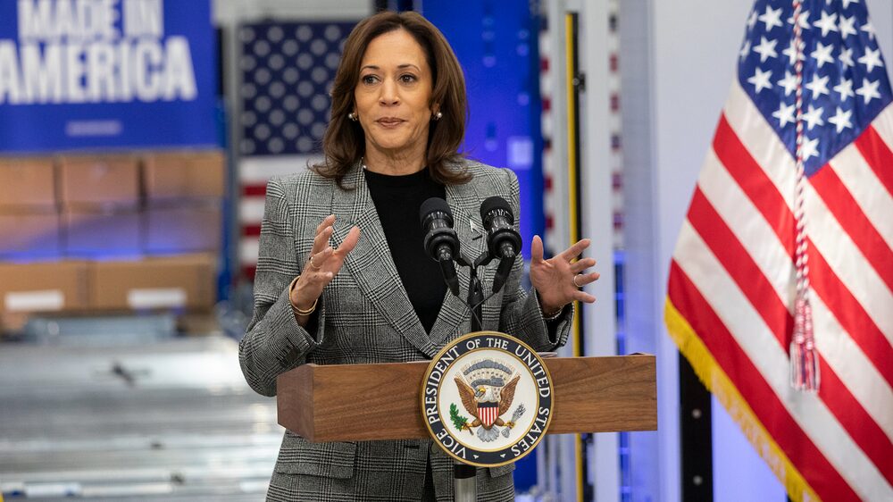 La candidata demócrata detallará esta noche sus planes para aliviar la presión sobre los presupuestos familiares. La candidata demócrata detallará esta noche sus planes para aliviar la presión sobre los presupuestos familiares.