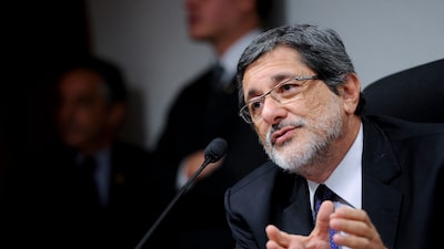 Gabrielli, coordenador de Lula, rejeita austeridade defendida pelo mercado Gabrielli, coordenador de Lula, rejeita austeridade defendida pelo mercado