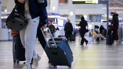 Este será el incentivo que EE.UU. dará a quienes se “autodeporten” antes de Año Nuevo Este será el incentivo que EE.UU. dará a quienes se “autodeporten” antes de Año Nuevo