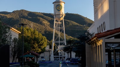 Acciones de Warner Bros. caen mientras se enfría la expectativa de una guerra de ofertas Acciones de Warner Bros. caen mientras se enfría la expectativa de una guerra de ofertas