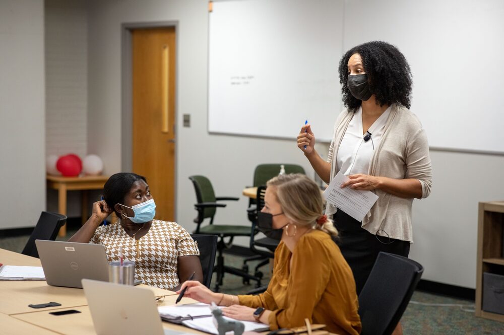 Cada vez son más los países que exigen a las empresas que apliquen procedimientos de DDHH. Cada vez son más los países que exigen a las empresas que apliquen procedimientos de DDHH.