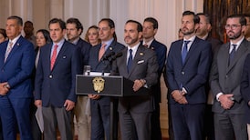 ¿De la Espriella no encuentra su ’11 ideal’? Ruido tras el nuevo cambio ministerial ¿De la Espriella no encuentra su ’11 ideal’? Ruido tras el nuevo cambio ministerial