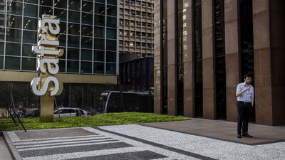 Mudança no Grupo Safra: Esther vende a sua parte para os irmãos Jacob e David Mudança no Grupo Safra: Esther vende a sua parte para os irmãos Jacob e David