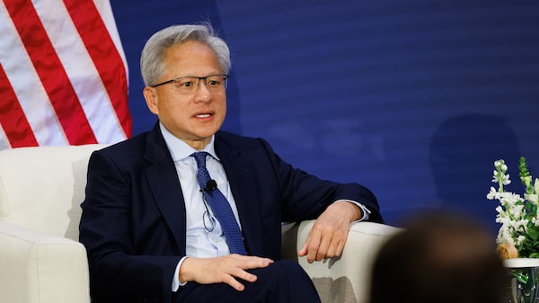 CEO de Nvidia recibió llamada de Trump en vivo; ambos minimizaron los riesgos de la IA CEO de Nvidia recibió llamada de Trump en vivo; ambos minimizaron los riesgos de la IA