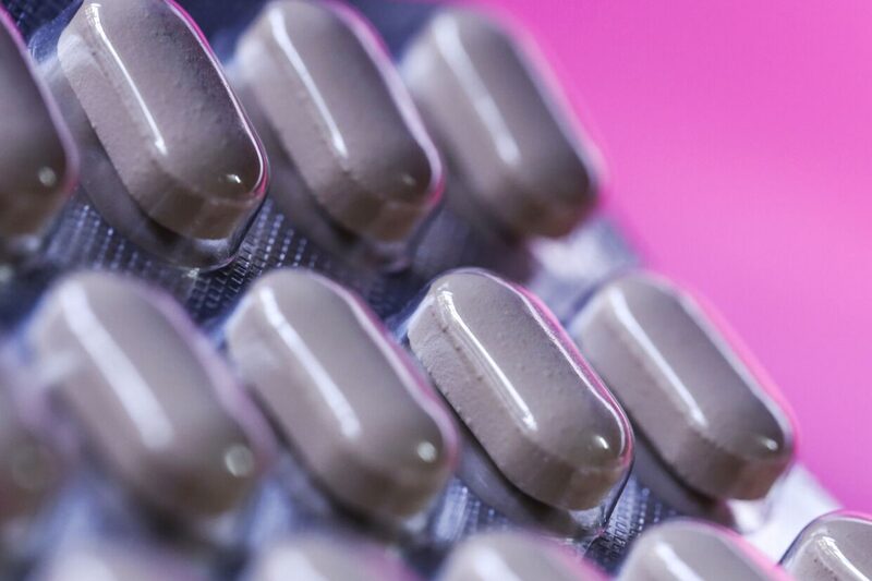 Bhanu, por ejemplo, dijo que India debería eliminar los aranceles existentes sobre las importaciones de formulaciones estadounidenses, y eso podría reducir el riesgo de cualquier gravamen de represalia. (Dhiraj Singh/Bloomberg) Bhanu, por ejemplo, dijo que India debería eliminar los aranceles existentes sobre las importaciones de formulaciones estadounidenses, y eso podría reducir el riesgo de cualquier gravamen de represalia. (Dhiraj Singh/Bloomberg)