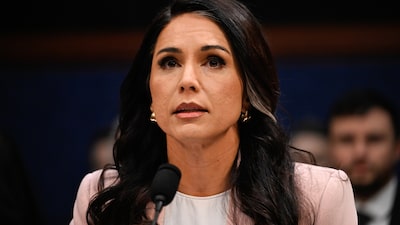 Tulsi Gabbard, jefa de inteligencia de Trump, renuncia a su cargo Tulsi Gabbard, jefa de inteligencia de Trump, renuncia a su cargo