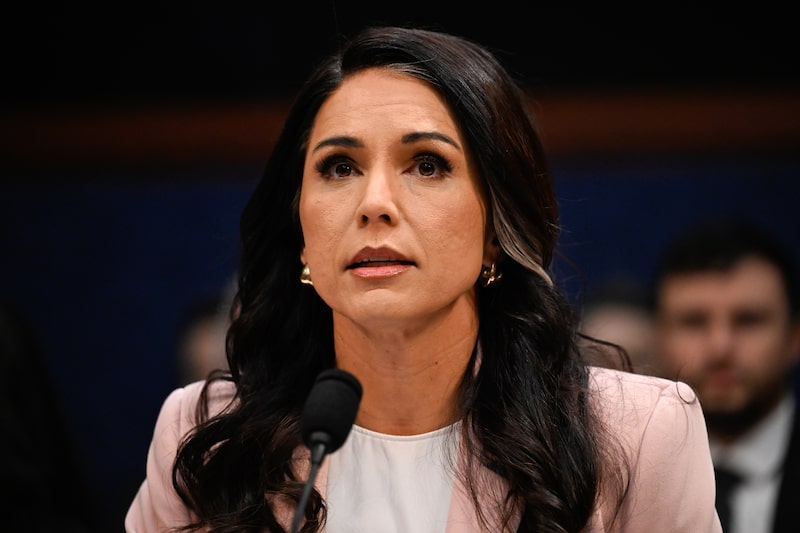 Tulsi Gabbard, directora de Inteligencia Nacional, durante una audiencia en la Cámara de Representantes en Washington el 19 de marzo. Fotógrafo: Daniel Heuer/Bloomberg Tulsi Gabbard, directora de Inteligencia Nacional, durante una audiencia en la Cámara de Representantes en Washington el 19 de marzo. Fotógrafo: Daniel Heuer/Bloomberg