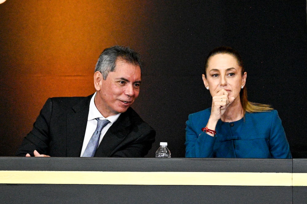 Edgar Amador Zamora y Claudia Sheinbaum durante el evento conmemorativo de los 100 años de la fundación de Banxico, en Ciudad de México el 25 de agosto de 2025. Edgar Amador Zamora y Claudia Sheinbaum durante el evento conmemorativo de los 100 años de la fundación de Banxico, en Ciudad de México el 25 de agosto de 2025.