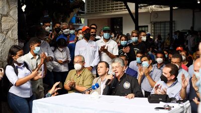 Oposición venezolana participa en elecciones: Maduro celebra y emergen fracturas Oposición venezolana participa en elecciones: Maduro celebra y emergen fracturas