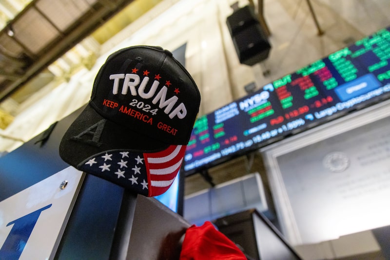 From Dollar To Stocks, Trump Trade Erupts Across Markets From Dollar To Stocks, Trump Trade Erupts Across Markets
