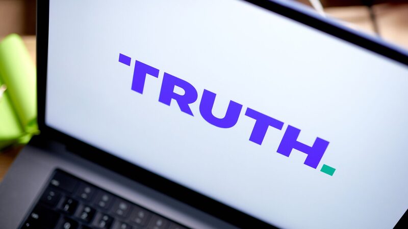 Trump enfrenta demanda por plan de Truth Social para vender acceso rápido a sus publicaciones Trump enfrenta demanda por plan de Truth Social para vender acceso rápido a sus publicaciones