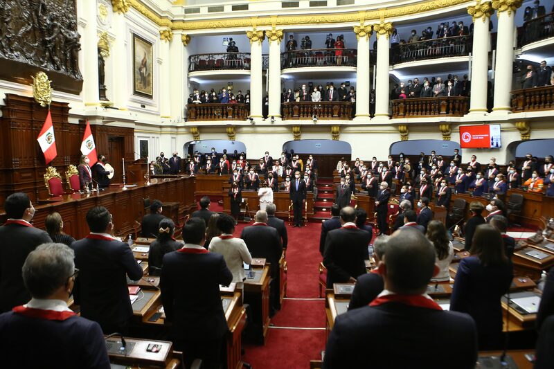 Durante su discurso de posesión como presidente, Castillo admitió que será necesario “conciliar posiciones con el Congreso”, pues será el lugar donde se tendrán que aprobar las leyes correspondientes. Foto: Congreso de Perú Durante su discurso de posesión como presidente, Castillo admitió que será necesario “conciliar posiciones con el Congreso”, pues será el lugar donde se tendrán que aprobar las leyes correspondientes. Foto: Congreso de Perú