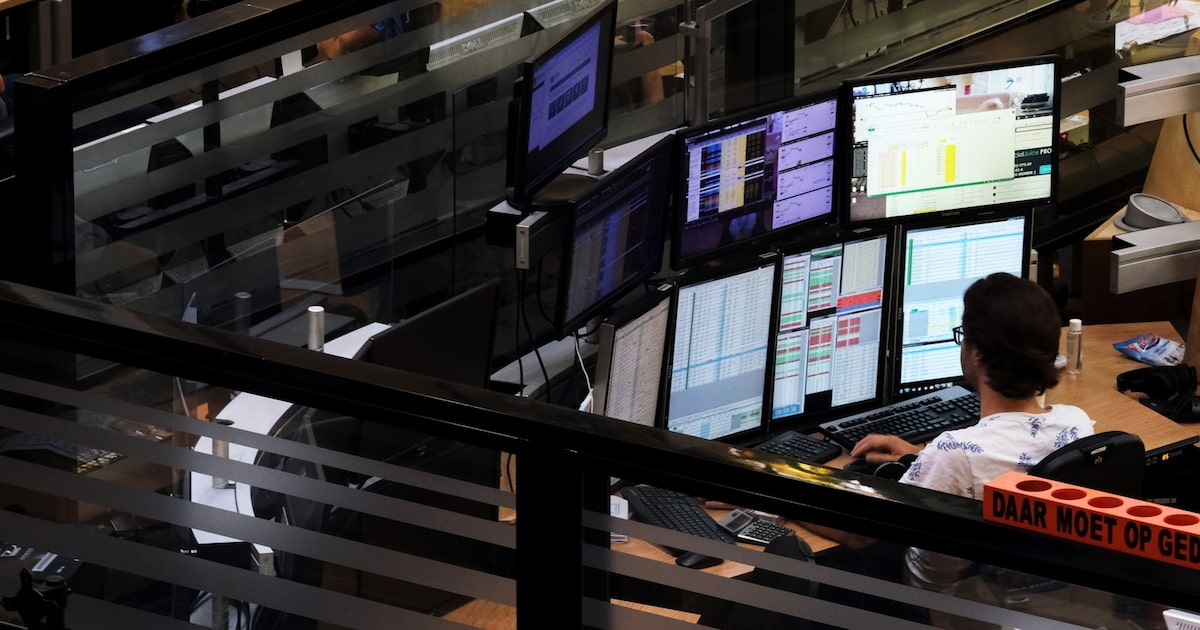 Bolsas globales cierran en alza con avances en tecnología y expectativas de política monetaria
