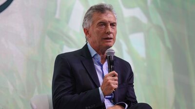 Argentine Ex-President Bemoans Brain Drain, Loss of ‘Our Jeff Bezos’ to Uruguay Argentine Ex-President Bemoans Brain Drain, Loss of ‘Our Jeff Bezos’ to Uruguay