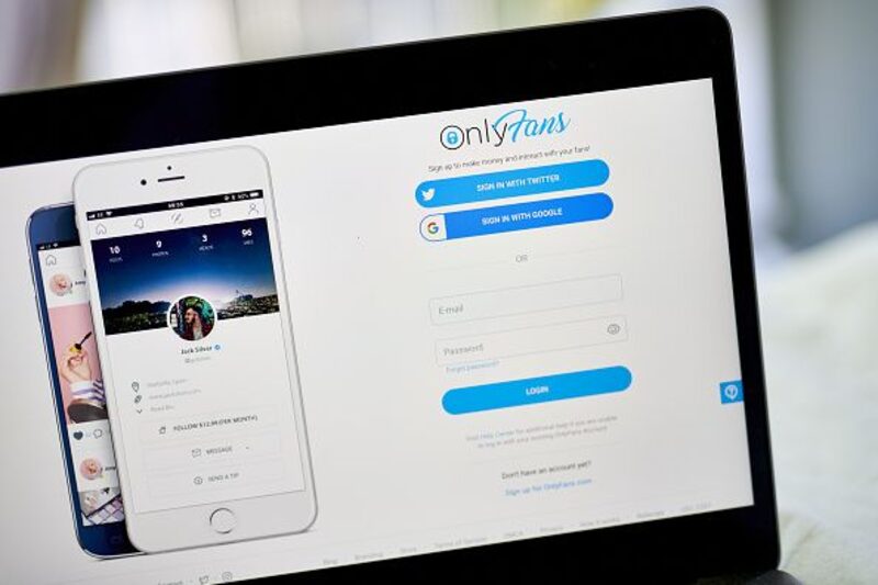 El sitio web de OnlyFans en una computadora portatil. El sitio web de OnlyFans en una computadora portatil.