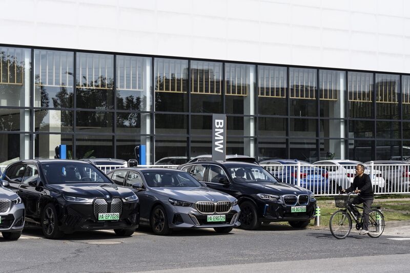 BMW sufre su peor trimestre de ventas en China en cinco años. BMW sufre su peor trimestre de ventas en China en cinco años.