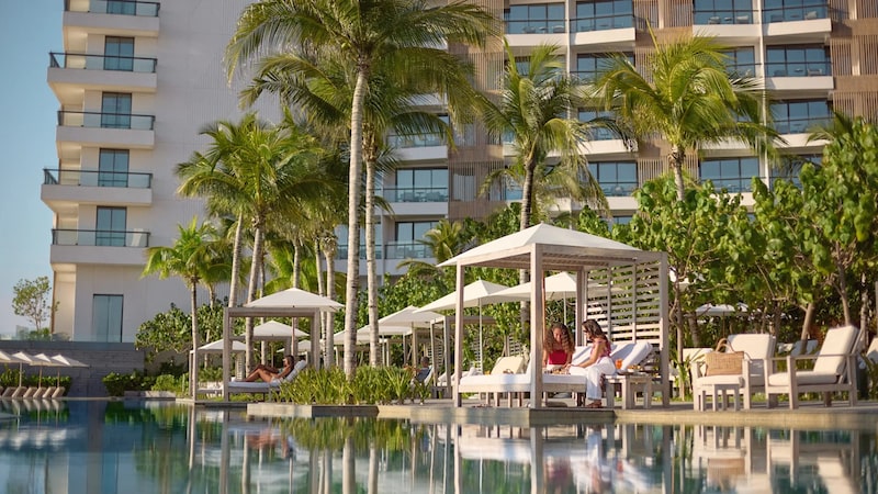 Una vista del Waldorf Astoria Riviera Maya. Una vista del Waldorf Astoria Riviera Maya.