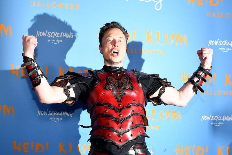 Musk disse que daqui para frente o Twitter será dominado por engenheiros, que serão a maioria dos funcionários remanescentes e terão a maior influência na empresa Musk disse que daqui para frente o Twitter será dominado por engenheiros, que serão a maioria dos funcionários remanescentes e terão a maior influência na empresa