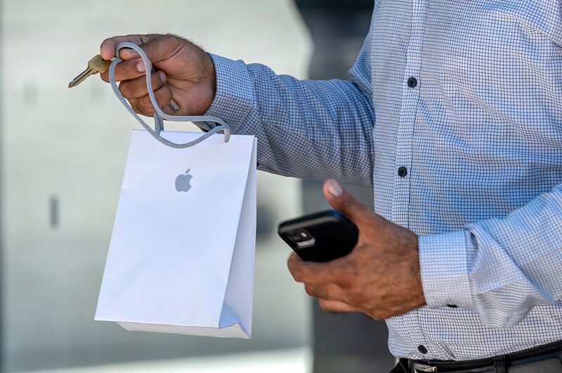 Apple busca su mejor semana desde 2021 apostando por los iPhones con IA Apple busca su mejor semana desde 2021 apostando por los iPhones con IA