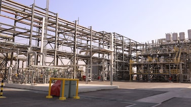 Cierre de Ormuz elimina 100 millones de barriles de petróleo semanales del mercado: Aramco Cierre de Ormuz elimina 100 millones de barriles de petróleo semanales del mercado: Aramco