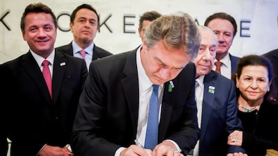 Los Batista lanzan OPI de PicPay en EE.UU., primera salida a bolsa de Brasil en cinco años Los Batista lanzan OPI de PicPay en EE.UU., primera salida a bolsa de Brasil en cinco años