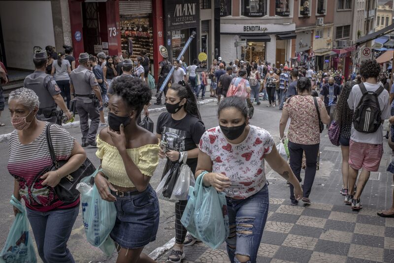 Compradores de temporada navideña Compradores de temporada navideña