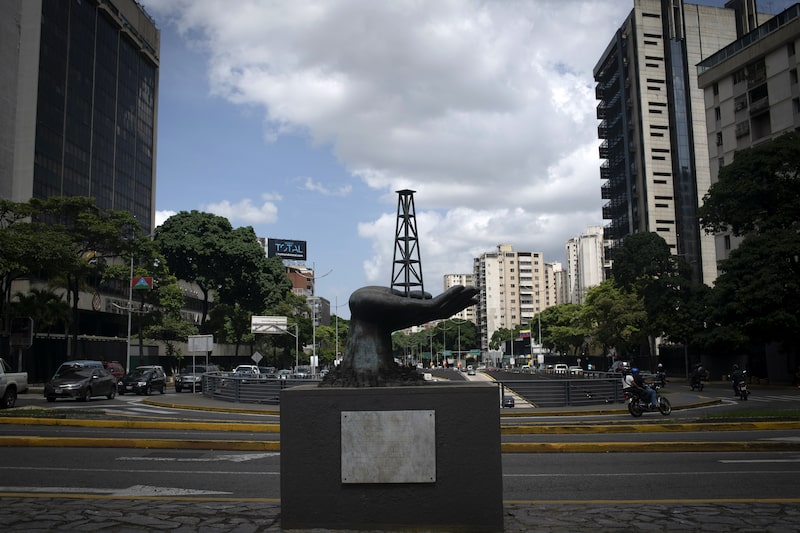 Venezuela Oil Minister Files Corruption Allegations Against PDVSA Venezuela Oil Minister Files Corruption Allegations Against PDVSA