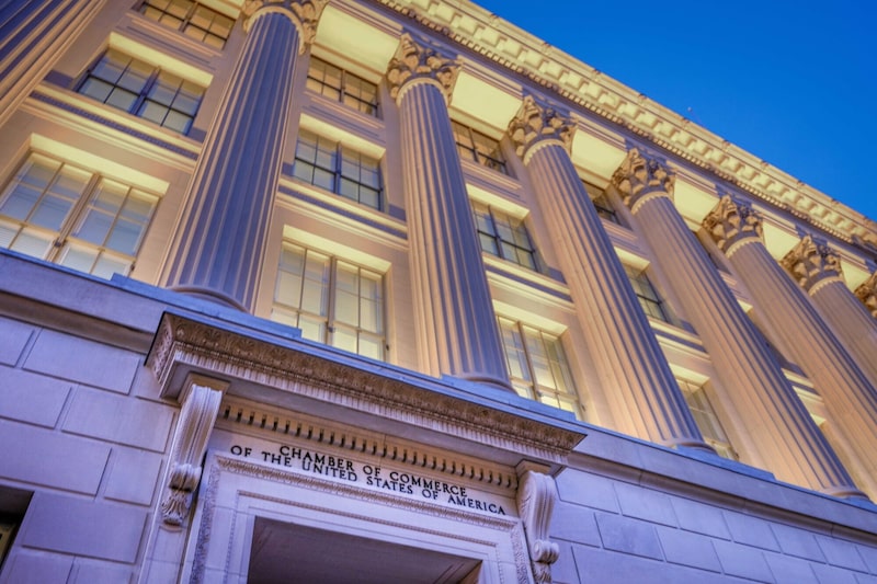 La entrada lateral del edificio sede de la Cámara de Comercio de Estados Unidos. Foto: Getty Images. La entrada lateral del edificio sede de la Cámara de Comercio de Estados Unidos. Foto: Getty Images.
