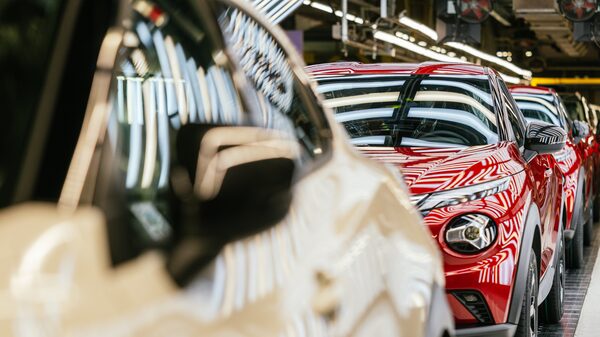 Nissan vai trocar o CEO. O desafio é recuperar as vendas e os resultados Nissan vai trocar o CEO. O desafio é recuperar as vendas e os resultados