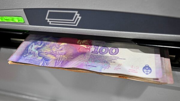 Riskiest Country Debt Left Out of Emerging-Market Renaissance Riskiest Country Debt Left Out of Emerging-Market Renaissance