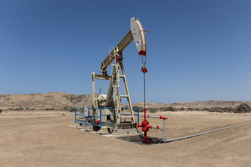 El gobierno de Perú está estudiando la posibilidad de dividir los activos de su maltrecha compañía petrolera estatal, incluida una nueva refinería multimillonaria que está generando pérdidas. Fotos: Sebastián Castañeda/Bloomberg. El gobierno de Perú está estudiando la posibilidad de dividir los activos de su maltrecha compañía petrolera estatal, incluida una nueva refinería multimillonaria que está generando pérdidas. Fotos: Sebastián Castañeda/Bloomberg.