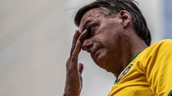 Bolsonaro es acusado por Policía de Brasil en investigación por falsificar carnet de vacunación de Covid Bolsonaro es acusado por Policía de Brasil en investigación por falsificar carnet de vacunación de Covid