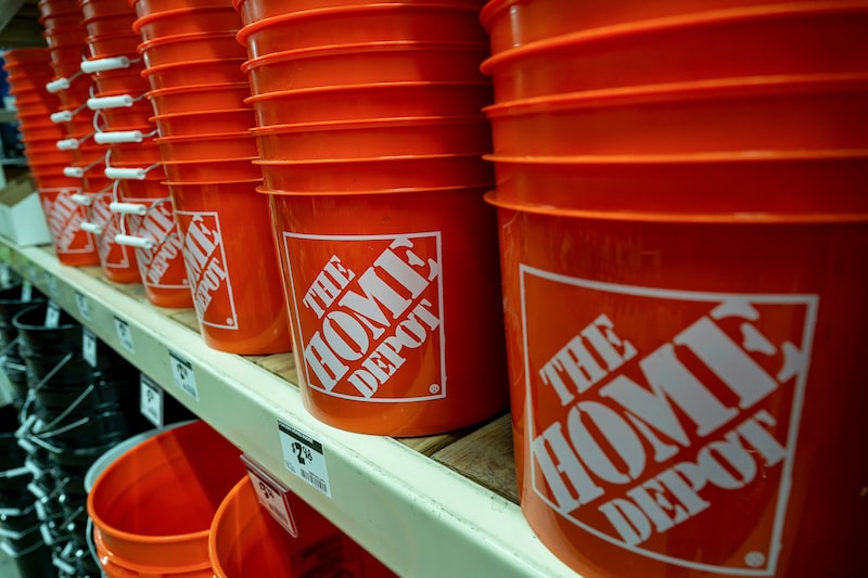 Home Depot anuncia con Sheinbaum inversión de US$1.300 millones en México Home Depot anuncia con Sheinbaum inversión de US$1.300 millones en México