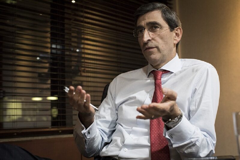 Juan Pablo Cordoba, presidente de la Bolsa de Valores de Colombia e integrante del Comité Consultivo de la Regla Fiscal.
Photographer: Nicolo Filippo Rosso/Bloomberg Juan Pablo Cordoba, presidente de la Bolsa de Valores de Colombia e integrante del Comité Consultivo de la Regla Fiscal.
Photographer: Nicolo Filippo Rosso/Bloomberg